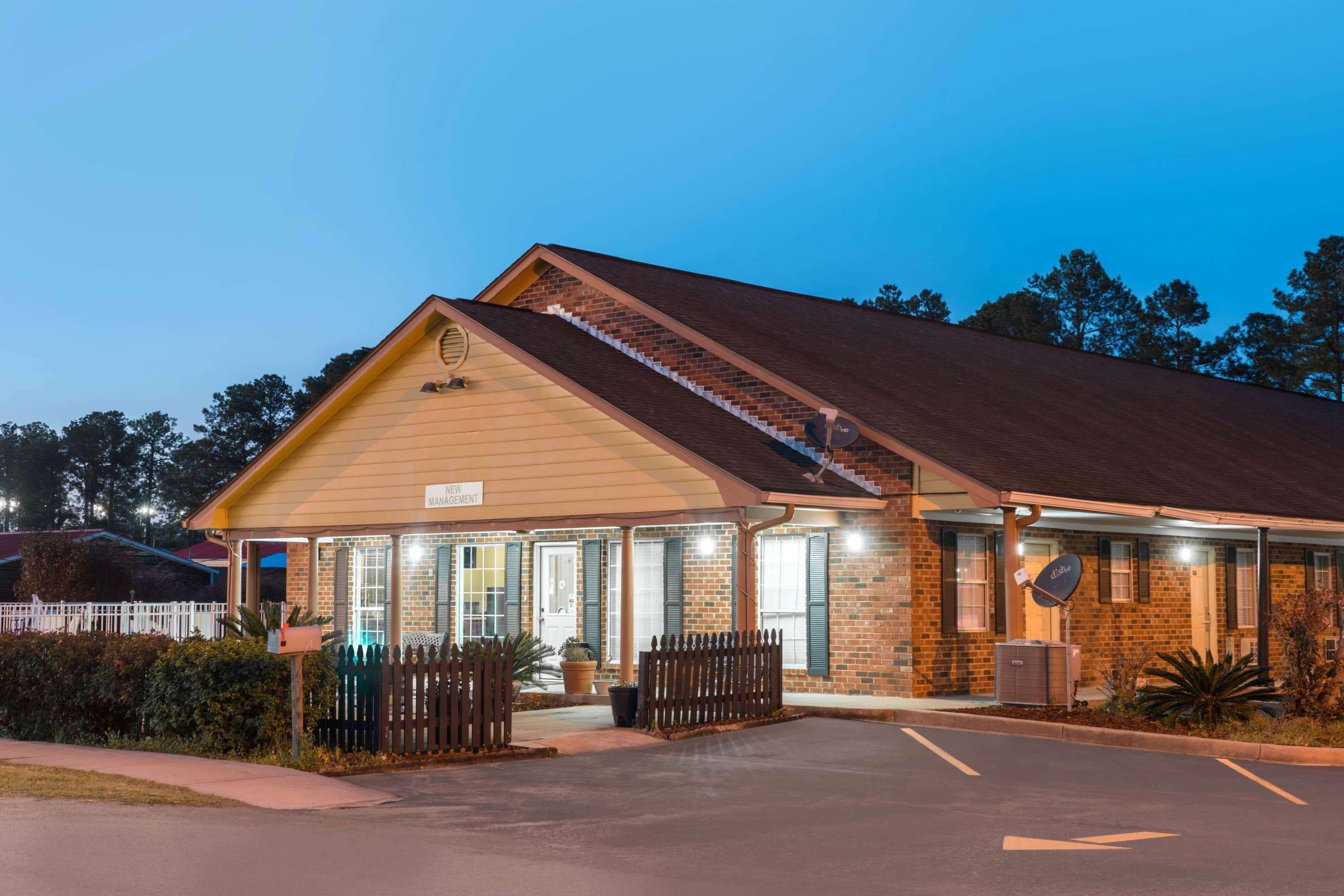 Travelodge By Wyndham Santee Exteriör bild